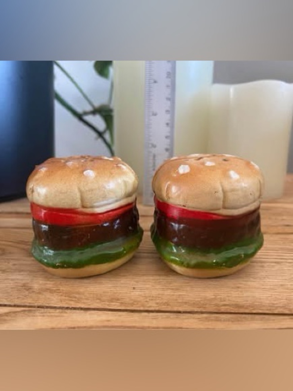 Vintage Plastic Hamburger Salt and Pepper Shakers Set Retro Kitsch Cheeseburger